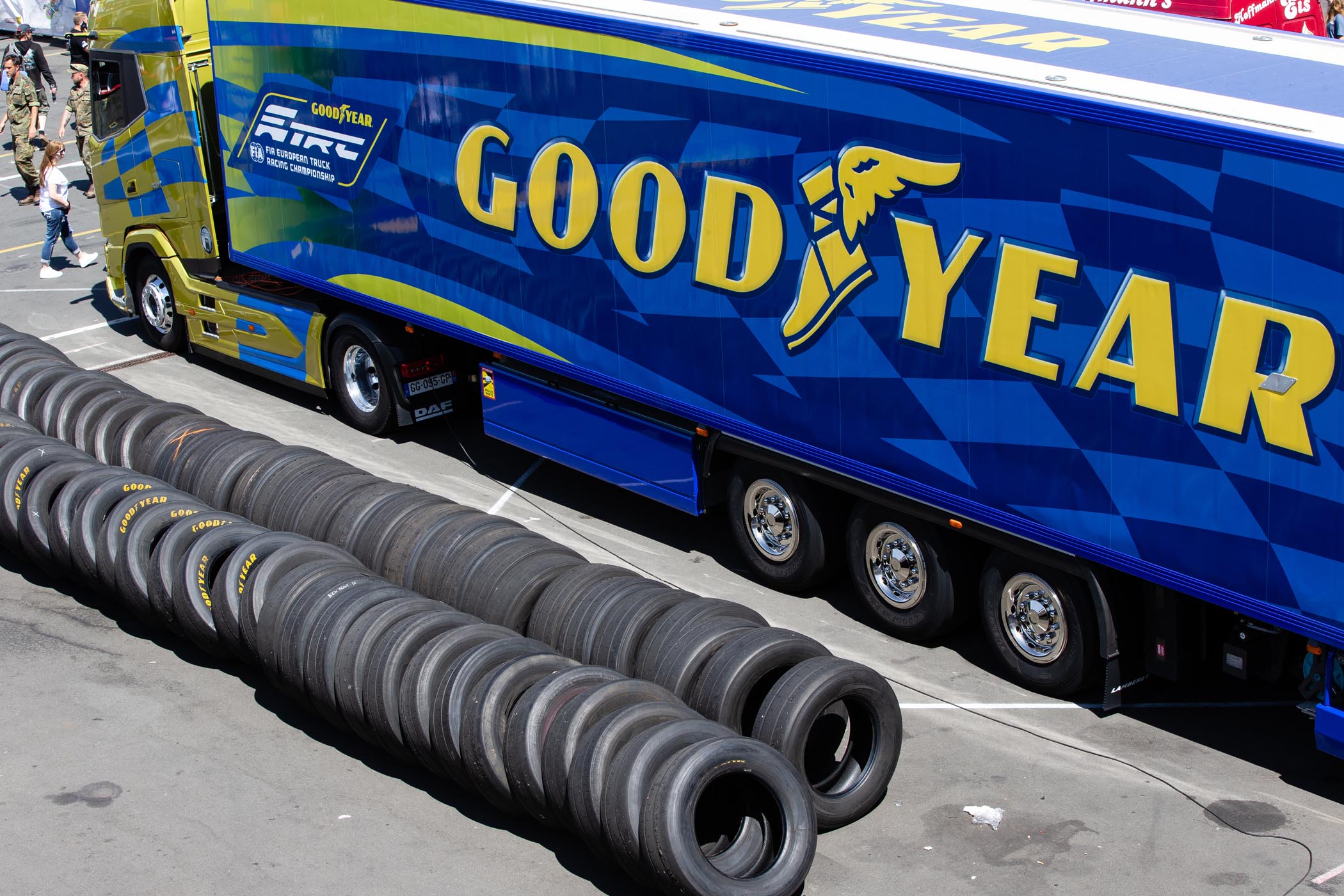 GOODYEAR RETREADS RACING TYRES FOR ON-ROAD USE