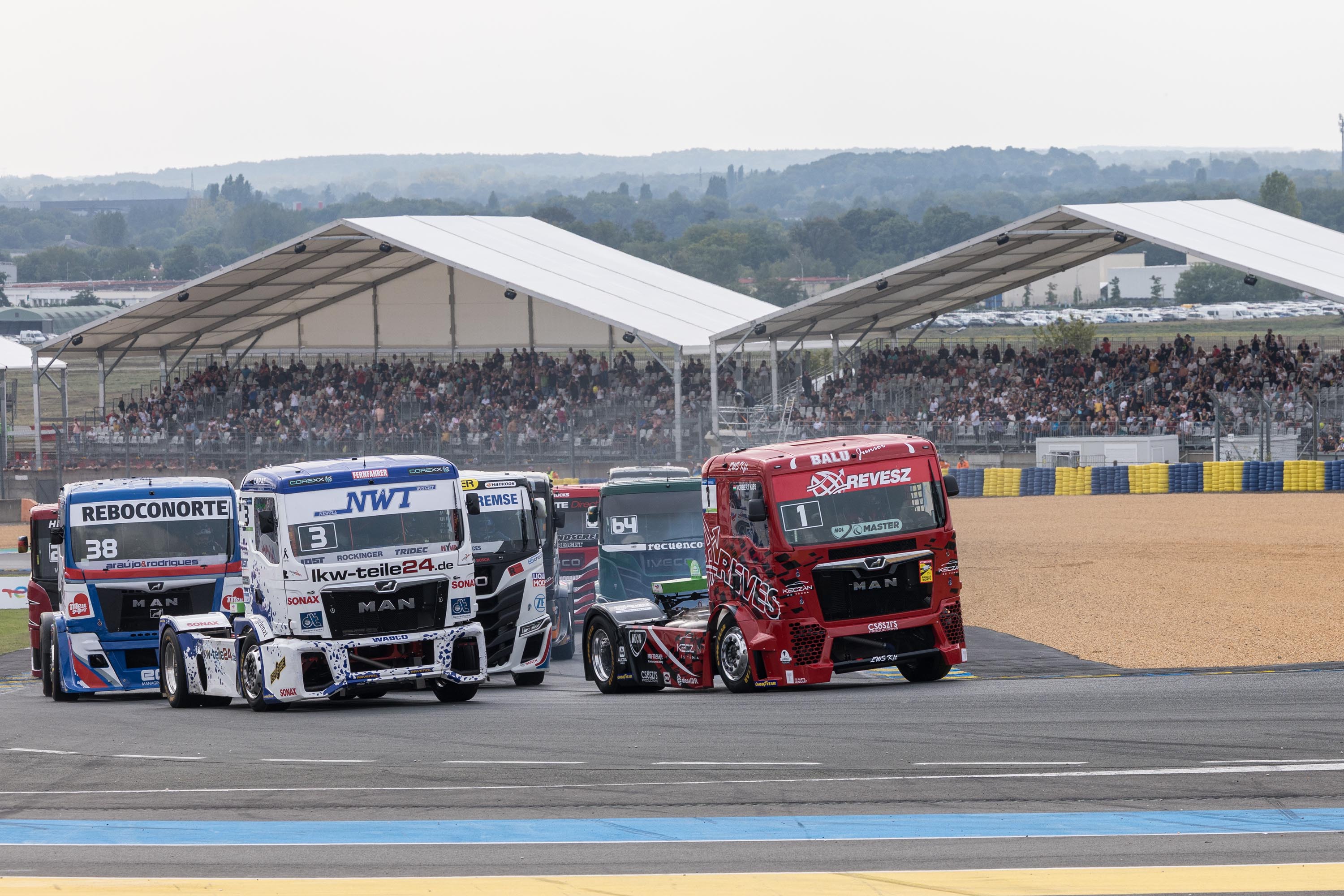 KISS EDGES CLOSER TO SEVENTH TITLE WITH LE MANS VICTORY